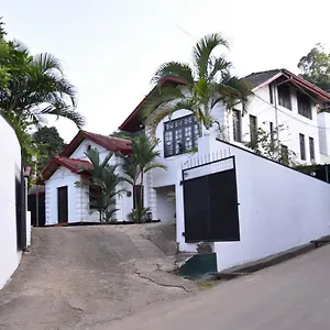 Antique Tourists Habitación en casa particular Kandy