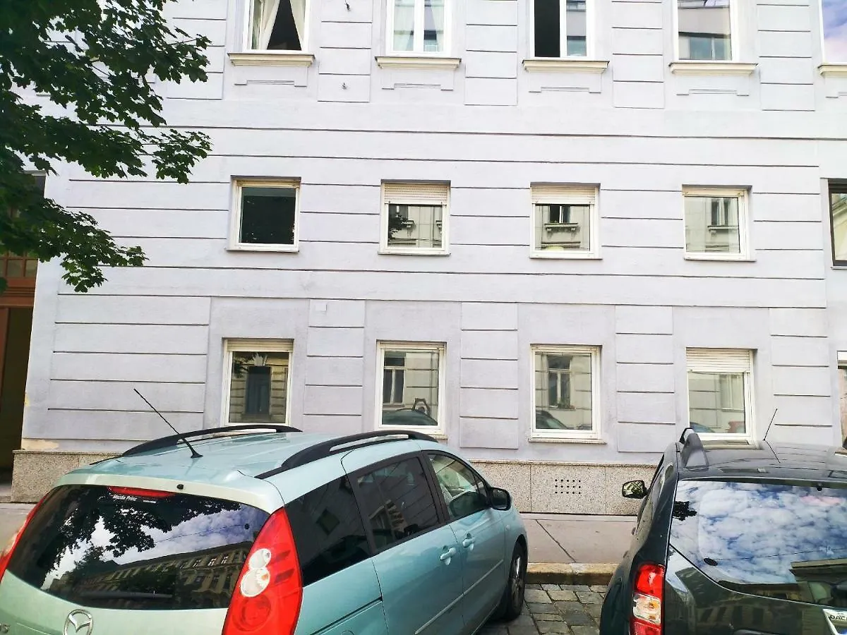 Smart Hotel Mini Viena 0*,  Áustria